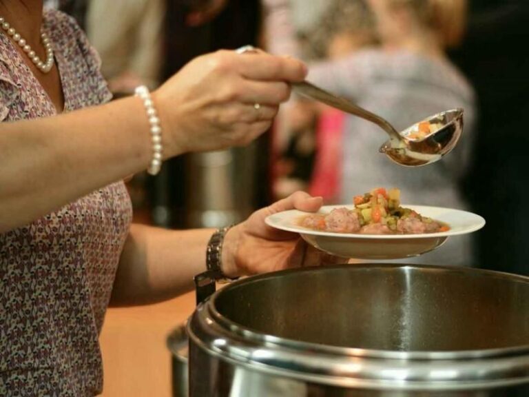 Día Mundial de la Alimentación: la pandemia y la inflación empeoraron el hambre en el país