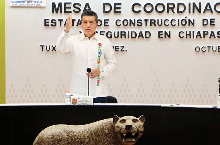 Agradece Rutilio Escandón apoyo de las Fuerzas Armadas y autoridades a la población damnificada