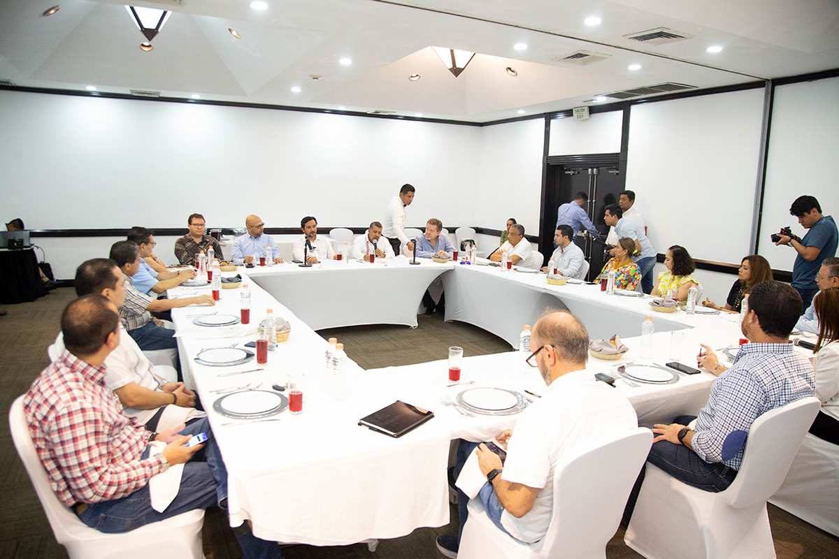 dialogosempresariales060623