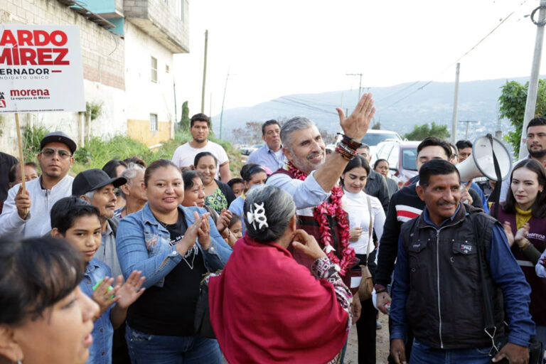 Con Eduardo Ramírez haremos grande a Tuxtla, dice Ángel Torres desde la colonia ‘Dr. Gabriel Gutiérrez Zepeda’