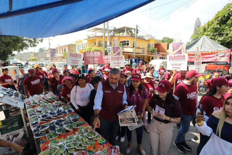 Ángel Torres realiza recorrido territorial en todo Tuxtla