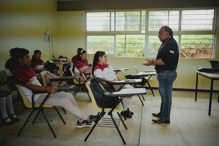 Realiza el titular del CECyTE-TBC Chiapas recorrido por el TBC 149 ‘16 de Septiembre’