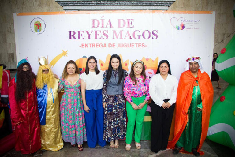Con entrega de juguetes, ‘Legislando con el Corazón’ conmemora Día de Reyes