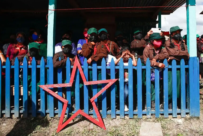 Celebran tres décadas de insurgencia zapatista