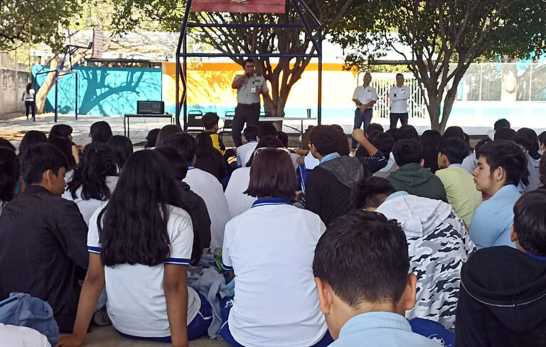 Indeporte y Guardia Nacional imparten pláticas de bullying y acoso escolar en escuelas secundarias