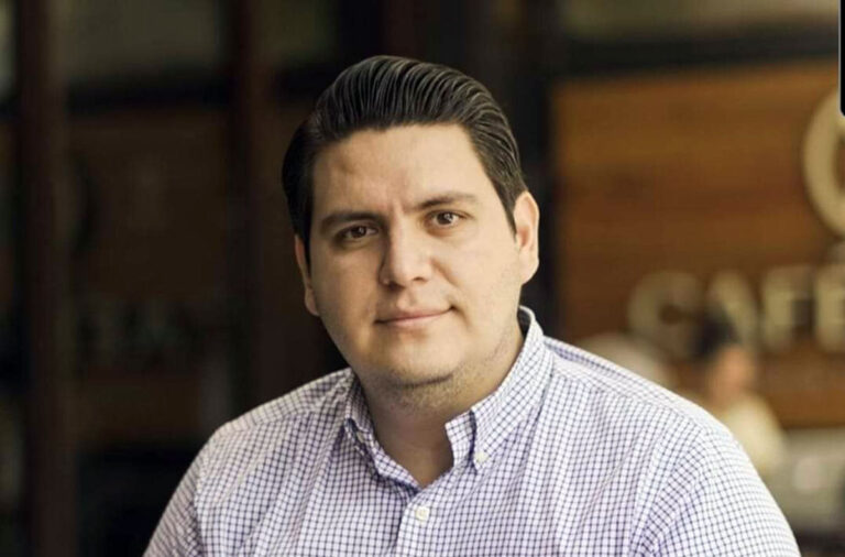 Denuncia Carlos Molina campaña politiquera y electorera para desinformar al pueblo de Chiapas