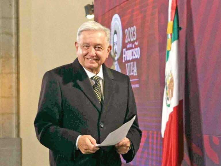 4T busca cara nueva de la Constitución; 61 artículos modificados este sexenio