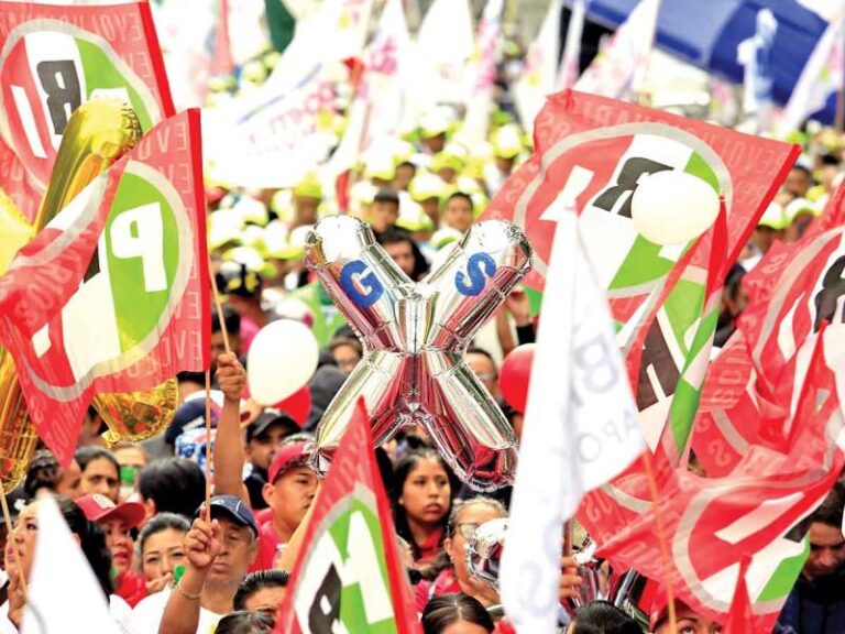 Oposición descarta fin de autónomos; está dispuesta a analizar viabilidad