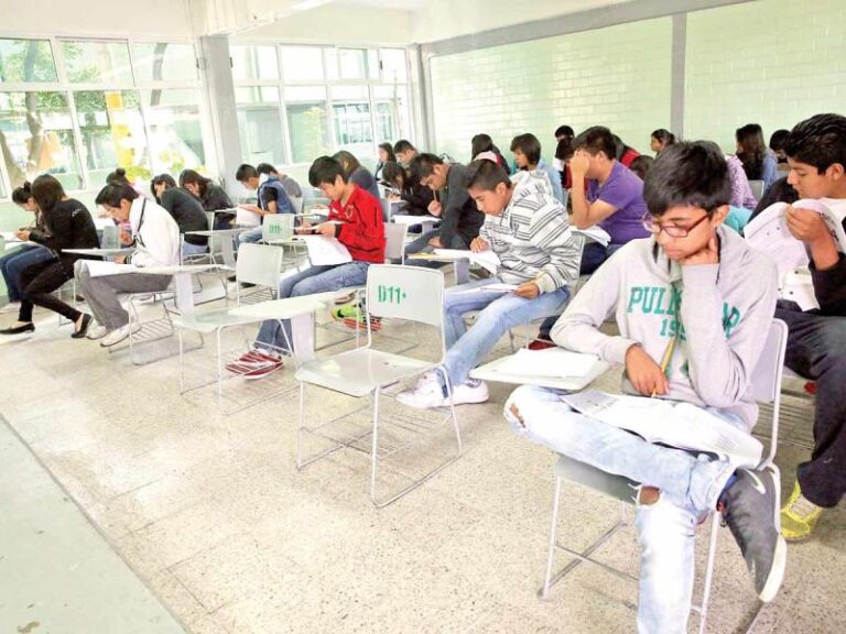 Alistan convocatoria para el bachillerato; Zona Metropolitana de la CDMX