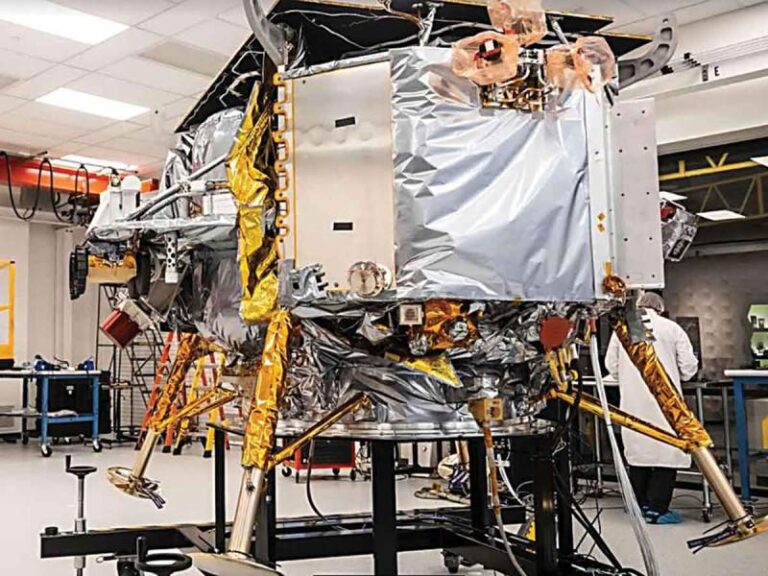 Termina con éxito misión al espacio