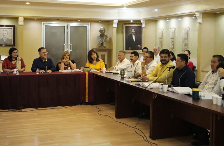 Encabeza Guillermo Ramos salutación oficial con juzgadoras y juzgadores