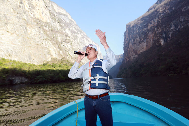 Invita Rutilio Escandón al turismo nacional y extranjero a disfrutar del Cañón del Sumidero