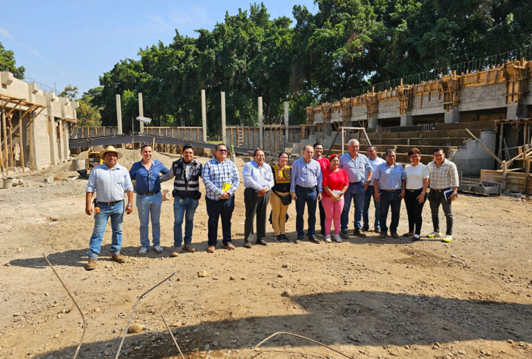 Supervisa titular de Inifech obras en planteles educativos de Unión Juárez y Tapachula