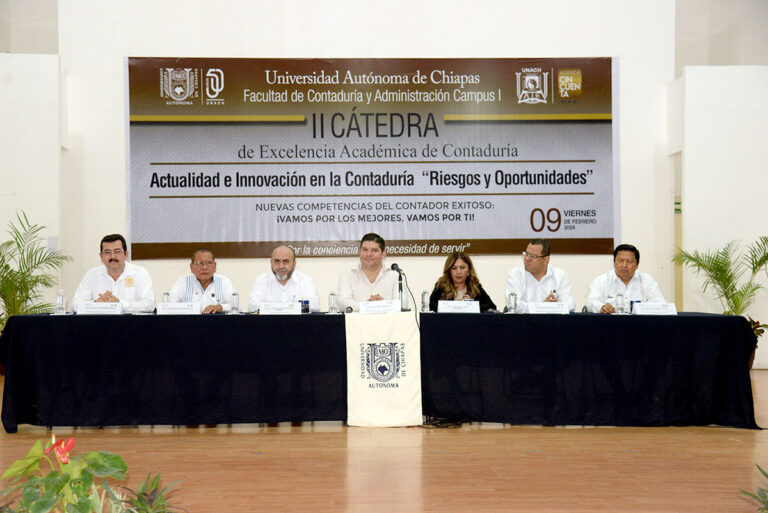 Imparten la ll Cátedra de Excelencia Académica de Contaduría en la UNACH