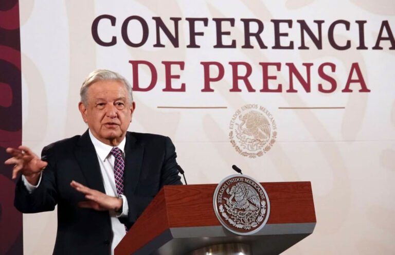 Recuerda AMLO el legado de Benito Juárez, ‘el mejor presidente de México’