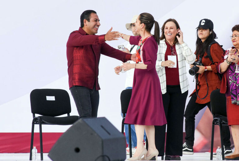Eduardo Ramírez acompaña a Claudia Sheinbaum en el arranque de su campaña