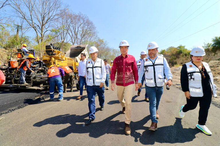 Ampliación del tramo La Angostura-San Francisco Pujiltic, conectará actividades de la región Los Llanos