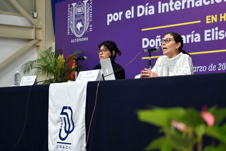 Imparten en la UNACH la conferencia ‘Los derechos de las mujeres también son humanos’