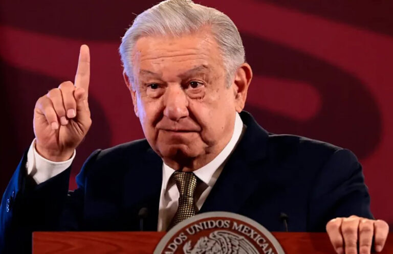 Celebra AMLO aprobación a ley para fondo de pensiones