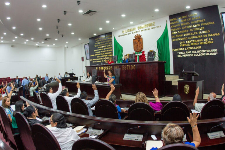 Turnan a comisiones parlamentarias diversas disposiciones en el Congreso