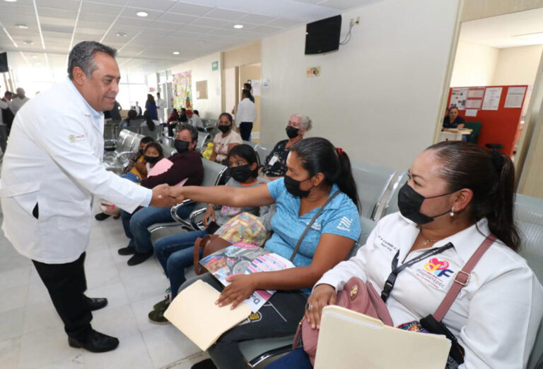 En el Hospital de las Culturas, inicia Jornada de Cirugías Plásticas Reconstructivas y Estrabismo