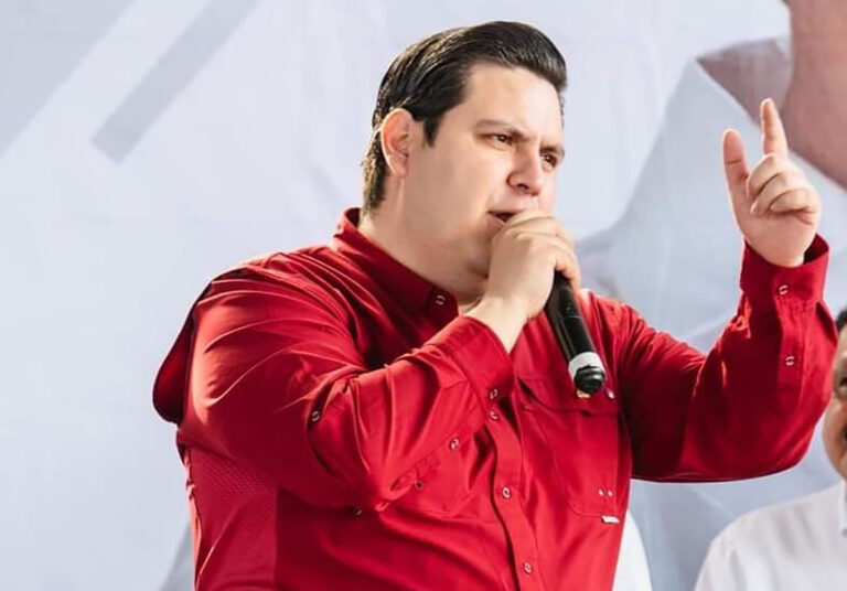 Todos sumamos para alcanzar el segundo piso de la 4T: Carlos Molina