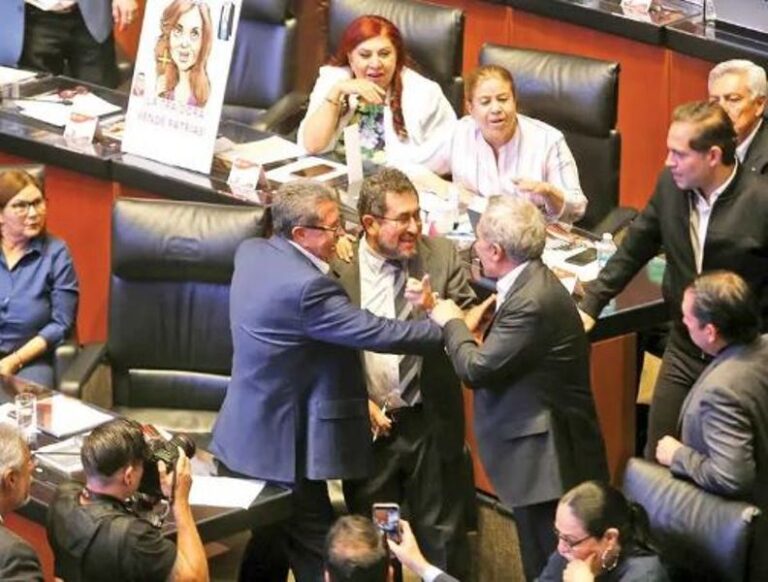 Gobierno podrá tomar ahorros de las afores