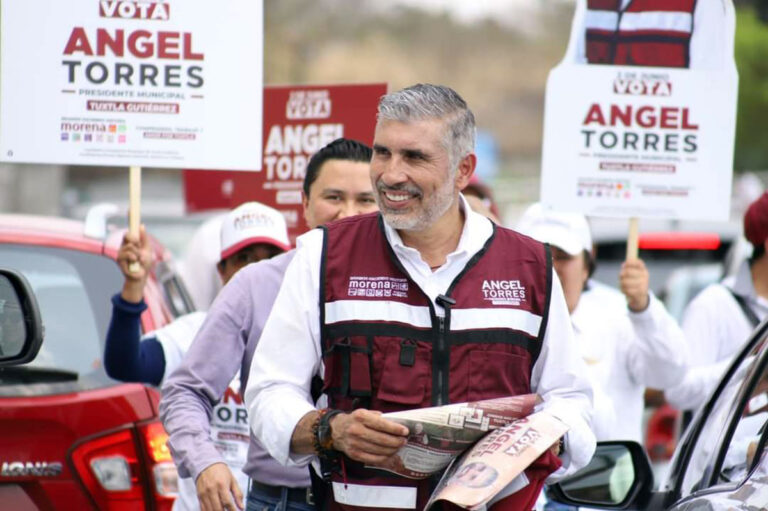 Con el slogan ‘Compromiso, trabajo y amor por Tuxtla’ continúa brigadeo Ángel Torres