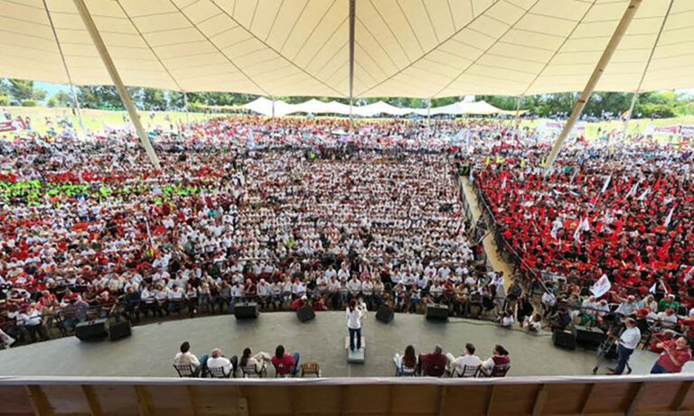 Junto a más de 300 mil mexicanos, Claudia Sheinbaum sigue fortaleciendo la 4T