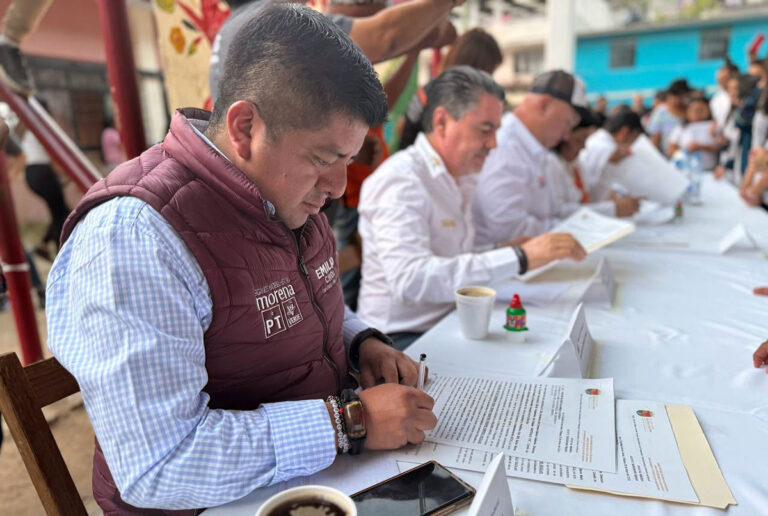 Firma Emilio ‘Chol’ declaratoria de paz