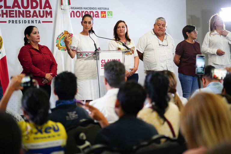 Claudia Sheinbaum celebra triunfo en simulacro electoral universitario