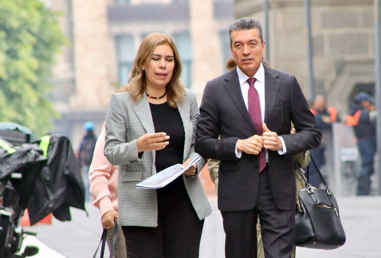 Participa Rutilio Escandón en reunión de seguimiento al tema CNTE; la encabeza AMLO