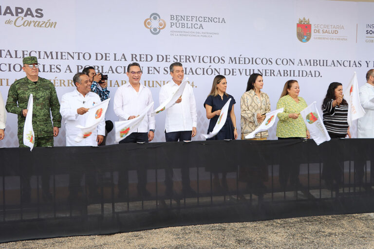 Encabeza Rutilio Escandón entrega de apoyos funcionales y ambulancias a hospitales públicos