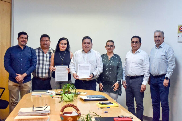 Se alcanzan acuerdos con trabajadores al servicio del Gobierno del Estado