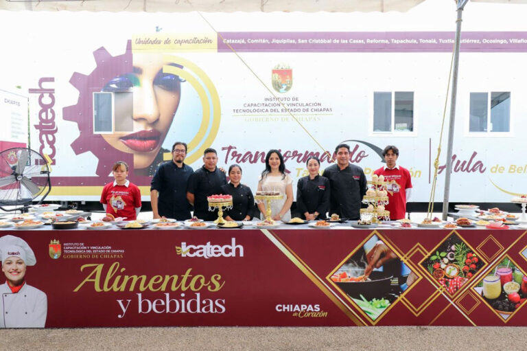 Icatech se fortalece con la integración de tres nuevas aulas móviles
