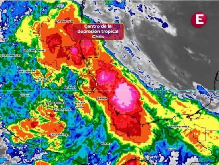 ‘Chris’ se degrada a depresión tropical sobre Veracruz y sigue internándose en México