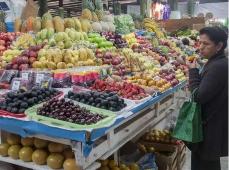 Canasta alimentaria se mantiene al alza; precios aumentan 2.2%