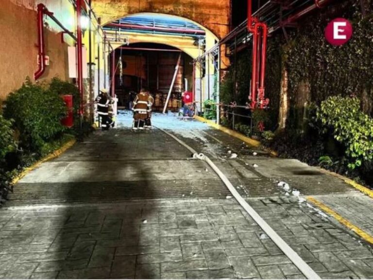 Reportan nuevo estallido en empresa José Cuervo; hay una gran columna de humo