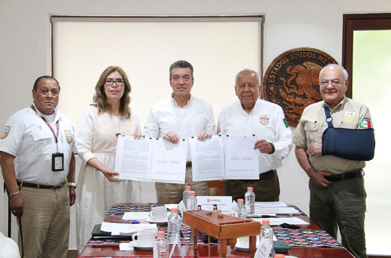 Atestigua Rutilio Escandón firma de convenio entre el INM y la Secretaría de Educación de Chiapas