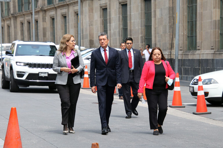 Reconoce Rutilio Escandón al presidente AMLO por la atención permanente al magisterio chiapaneco