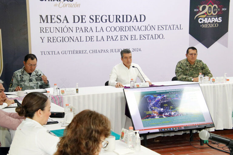 Rutilio Escandón exhorta a atender medidas preventivas ante paso del huracán Beryl