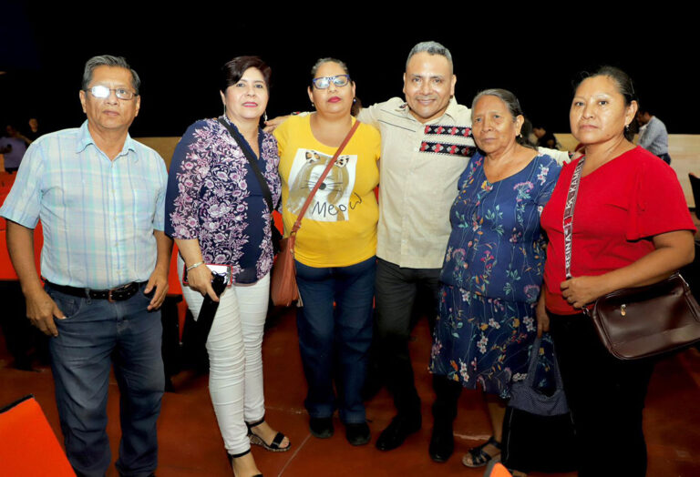 Colonos de Tuxtla Gutiérrez agradecen internet gratuitos