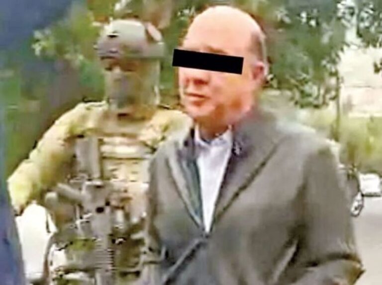 Por cuarta ocasión, aplazan audiencia contra Murillo Karam