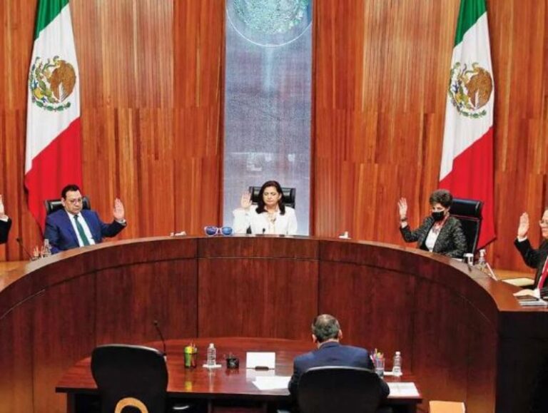 Llueven denuncias contra supermayoría; suman cientos