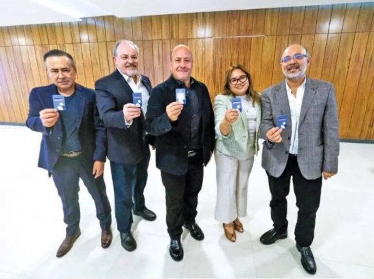 Presenta Enrique Alfaro el “Seguro Salud Jalisco” para dar servicios médicos gratuitos