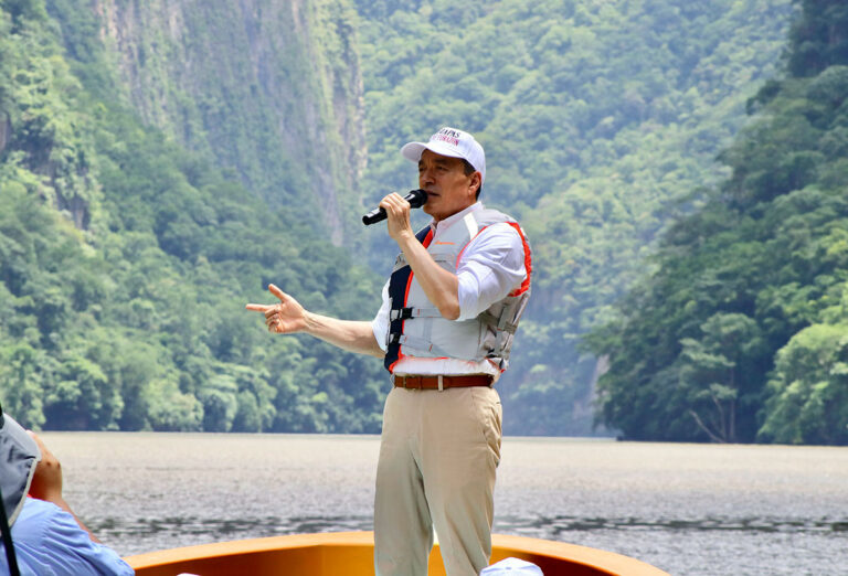 Supervisa Rutilio Escandón limpieza permanente del Cañón del Sumidero; invita al turismo a visitarlo