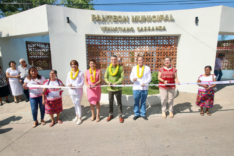 En Venustiano Carranza, Rutilio Escandón cumple añeja demanda para preservar el Panteón Municipal