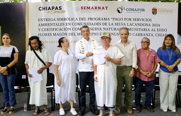 Entrega Rutilio Escandón recursos del programa Pago por Servicios Ambientales en la Selva Lacandona 2024