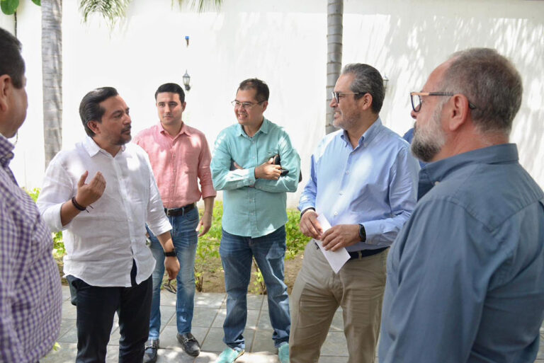 Inauguran la Unidad de Desarrollo Empresarial UNACH-SEyT-SBDC