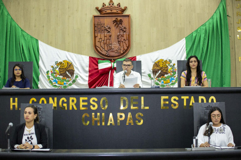 Luis Ignacio Avendaño turna a comisiones parlamentarias diversas disposiciones